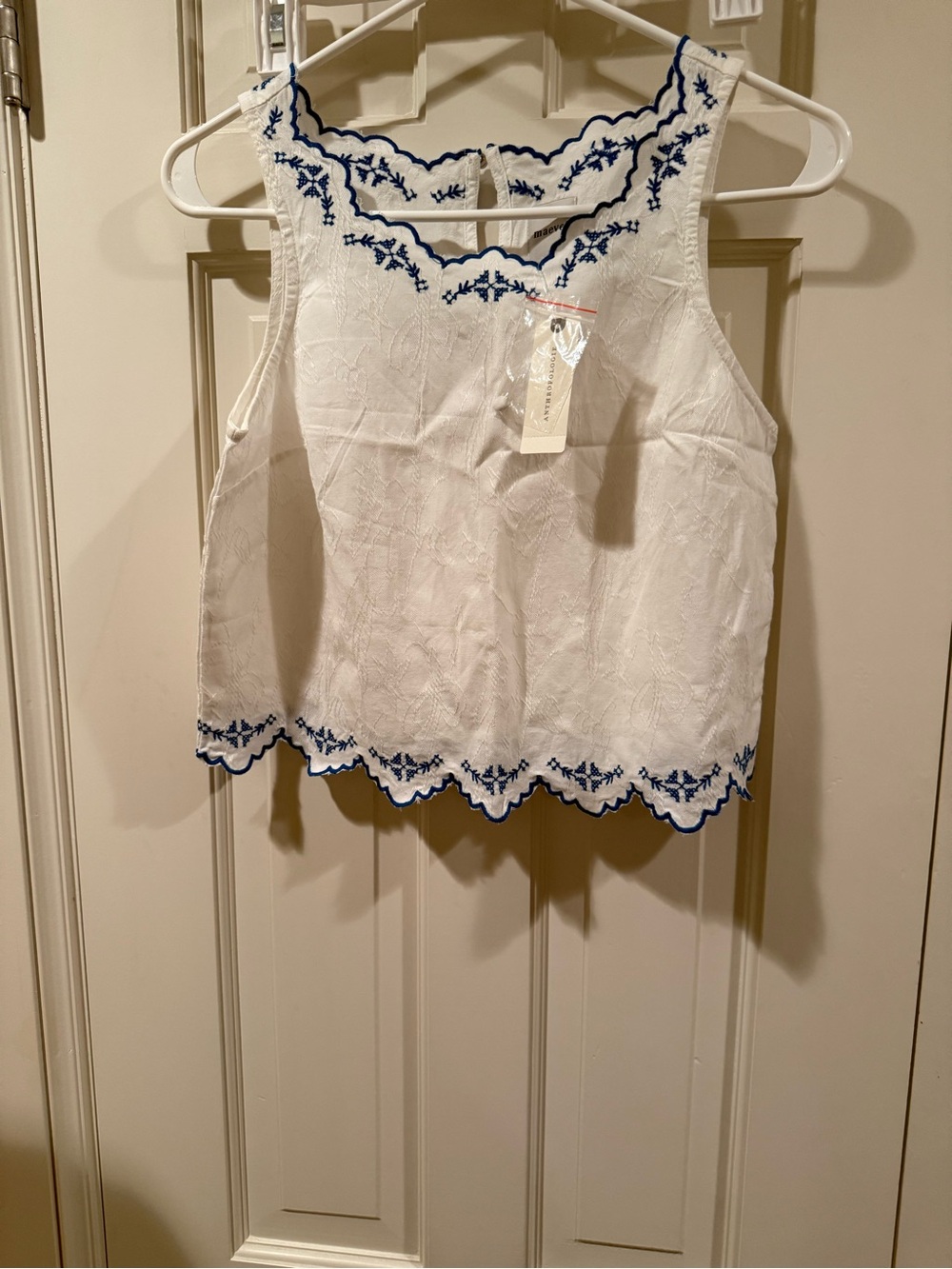 NWT Maeve Anthropologie White Cotton Sleeveless Top Blue Embroidery XXS
